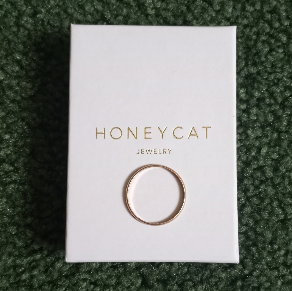 NWOT Honeycat Gold Ring